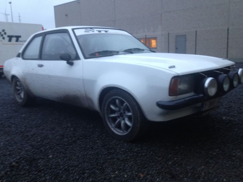 Opel Ascona Group 2 voor F. Pontier
