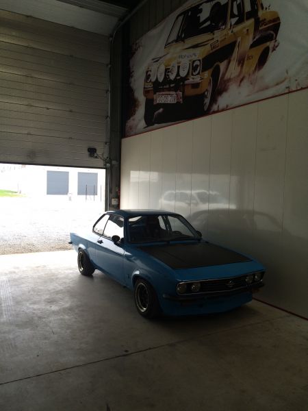 Opel manta 3000 cc