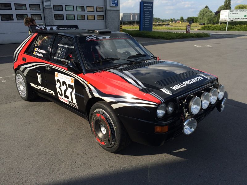Lancia Delta Integrale 